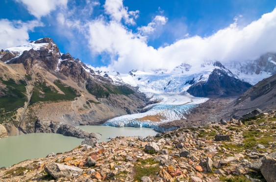 argentina outdoor adventures - patagonia trekking