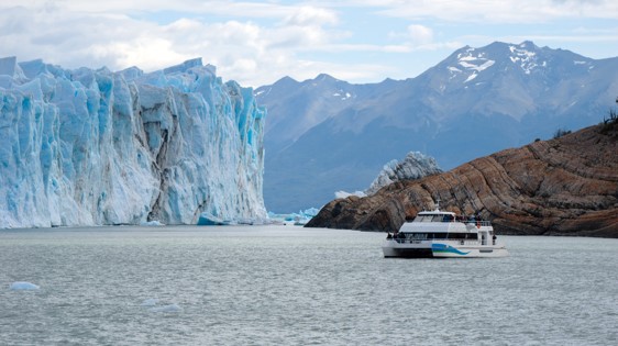 holiday in argentina el calafate - glacial cruise