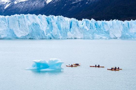 holiday in argentina el calafate - glacial kayaking