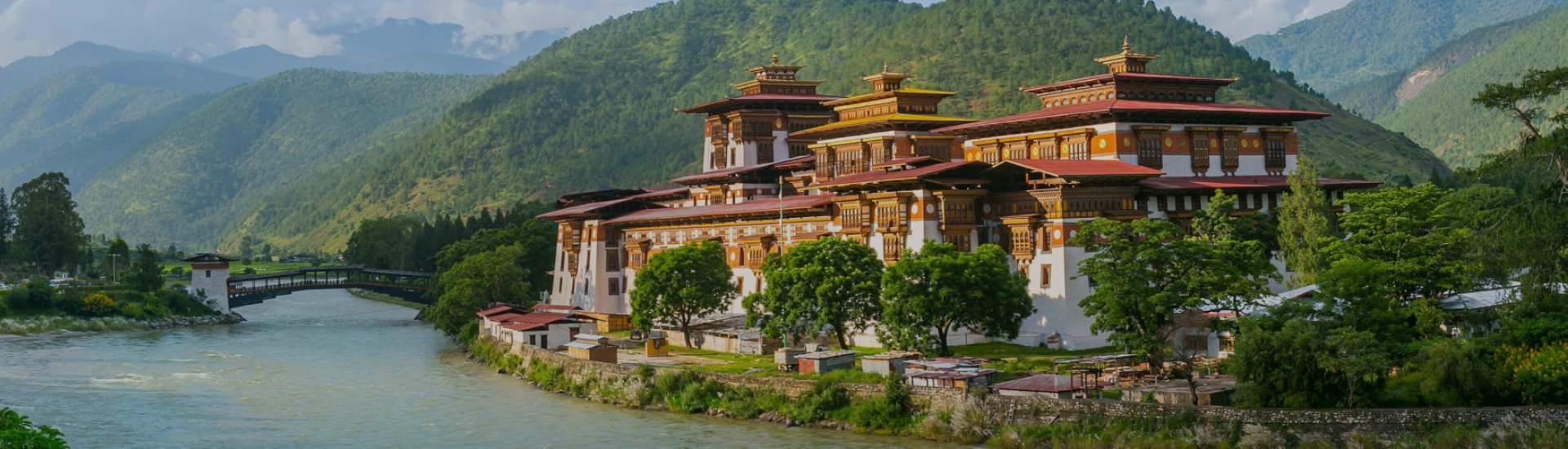 Bhutan - Kingdom Amongst The Himalayas